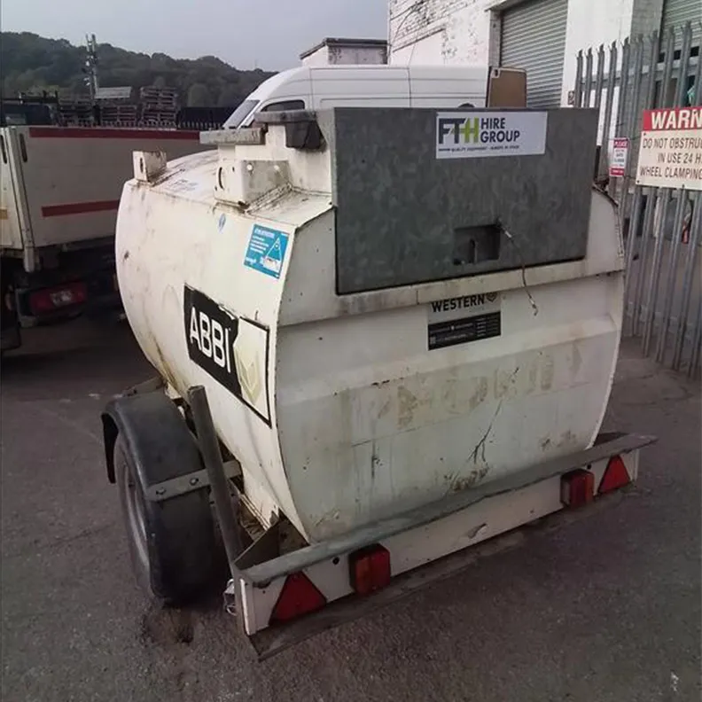 Fuel Bowser Western 1000L 2016